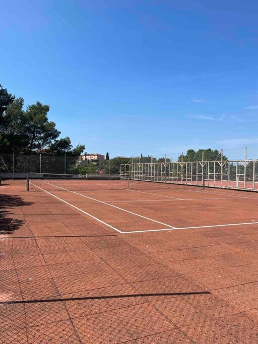 T2 Avec Piscine Appartement